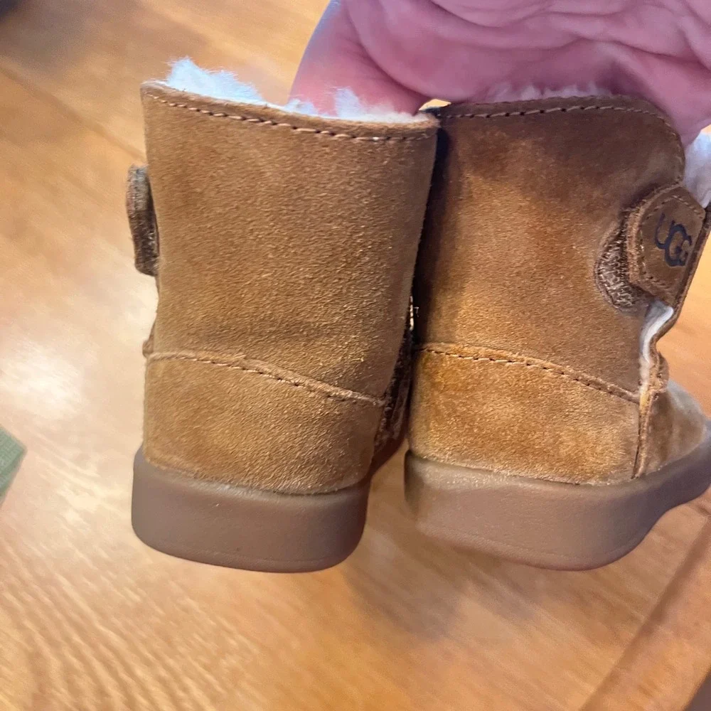 UGG Jesse II Chestnut Suede Baby Boots 1096089I Size 0/1 Infant